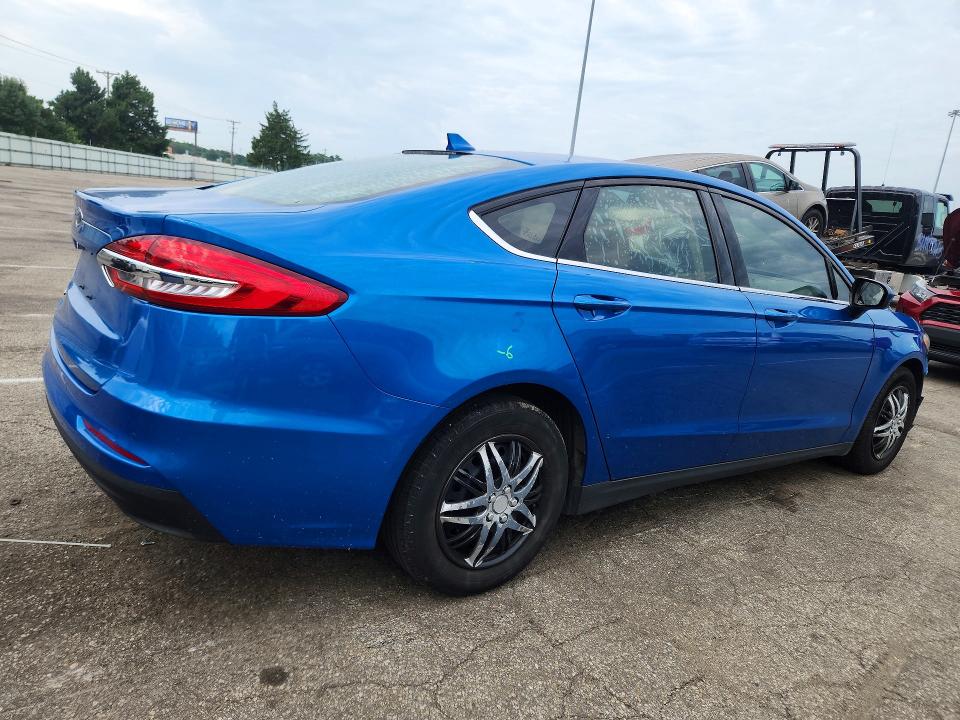 Продажа на аукционе авто 2020 Ford Fusion, vin: 3FA6P0G73LR135332, номер лота: 61767926