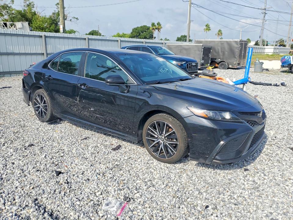 Продаж на аукціоні авто 2021 Toyota Camry, vin: 4T1G11AK5MU523929, номер лоту: 61911206