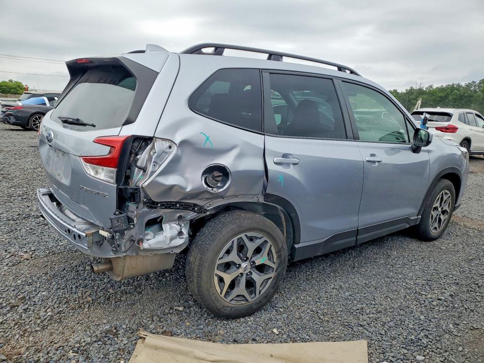59711626 :رقم المزاد ، JF2SKAEC5NH415367 vin ، 2022 Subaru Forester مزاد بيع