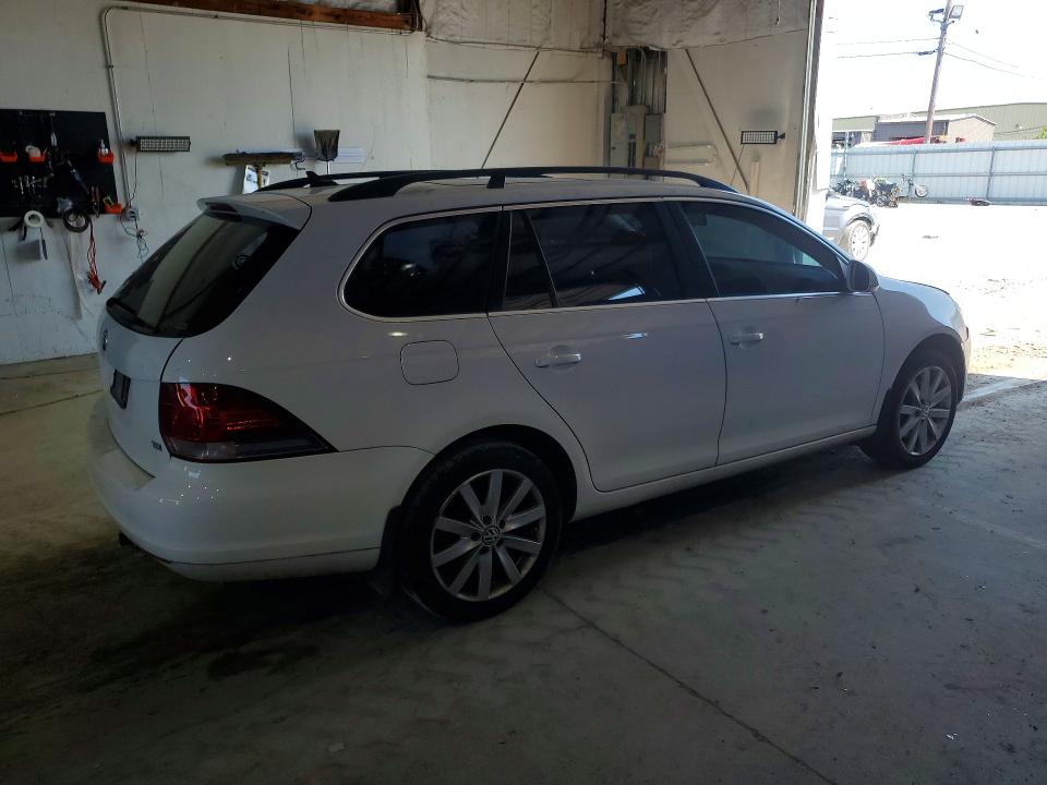 63123366 :رقم المزاد ، 3VWML7AJ0DM693693 vin ، 2013 Volkswagen Jetta مزاد بيع