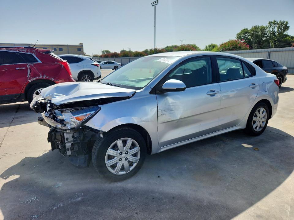 61725726 :رقم المزاد ، 3KPA24ADXME422359 vin ، 2021 Kia Rio مزاد بيع