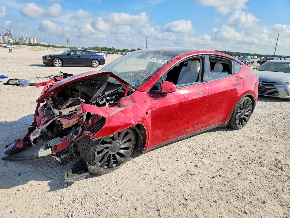 59893776 :رقم المزاد ، 7SAYGDEF6PF947643 vin ، 2023 Tesla Model Y مزاد بيع
