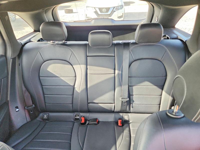 60852006 :رقم المزاد ، WDC0G4JB8JV110716 vin ، 2018 Mercedes-benz Glc مزاد بيع
