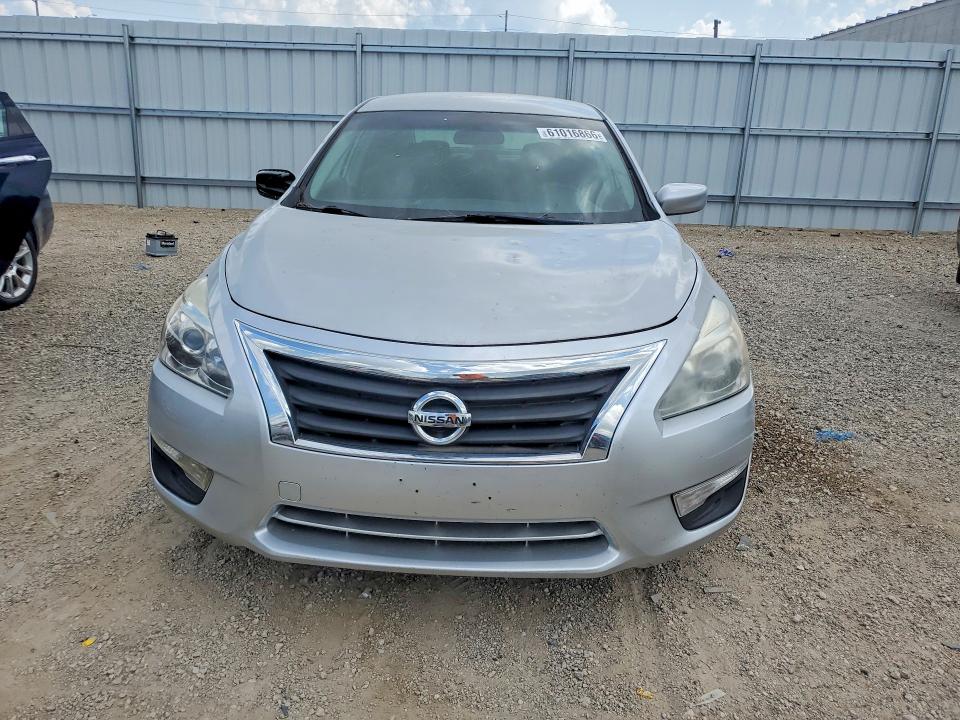 2013 Nissan Altima მანქანა იყიდება აუქციონზე, vin: 1N4AL3AP0DN419666, აუქციონის ნომერი: 61016866