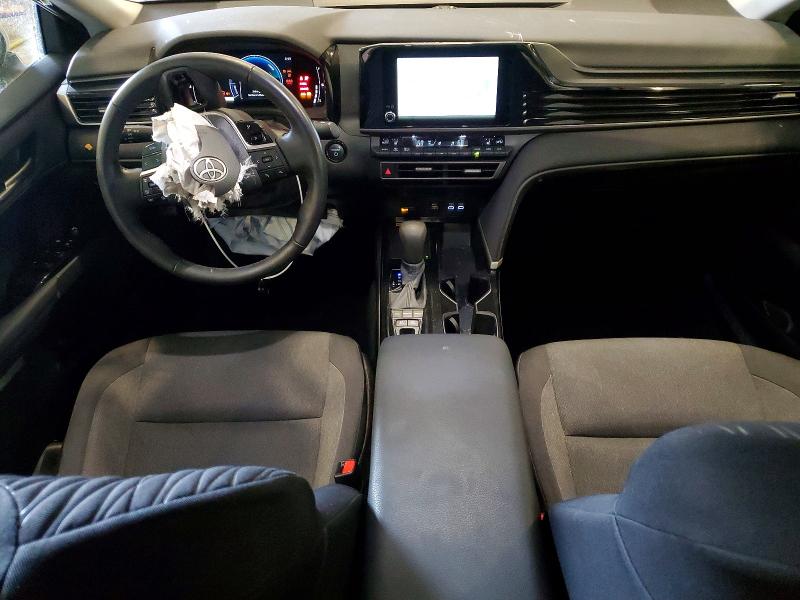61923026 :رقم المزاد ، 4T1DBADK8SU015026 vin ، 2025 Toyota Camry مزاد بيع