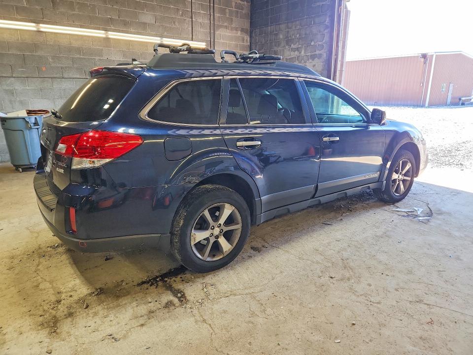 2014 Subaru Outback მანქანა იყიდება აუქციონზე, vin: 4S4BRBPC4E3212878, აუქციონის ნომერი: 61641446