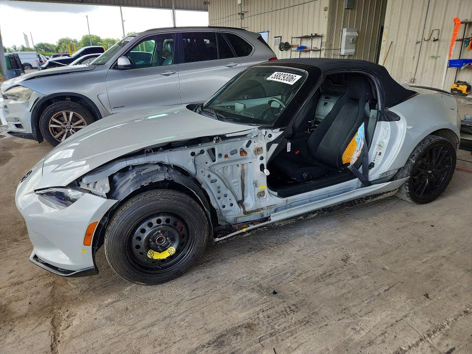 58829306 :رقم المزاد ، JM1NDAC76G0106603 vin ، 2016 Mazda Mx-5 Miata مزاد بيع