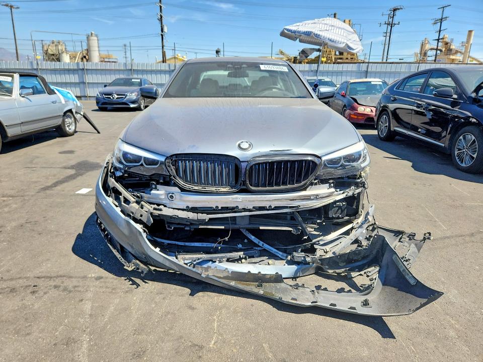 Aukcja sprzedaży 2018 Bmw 530e, vin: WBAJA9C57JG622906, numer aukcji: 61693886