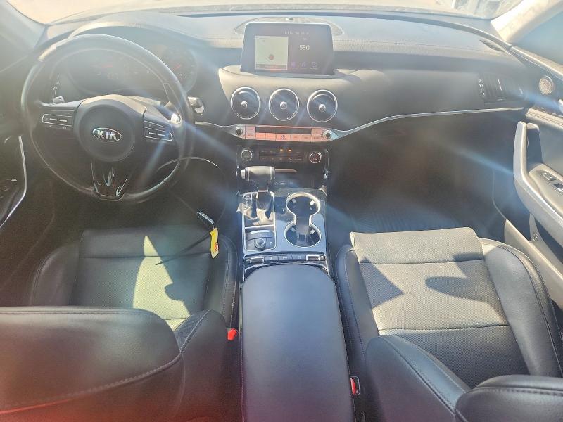 2018 Kia Stinger მანქანა იყიდება აუქციონზე, vin: KNAE25LAXJ6015375, აუქციონის ნომერი: 59782776