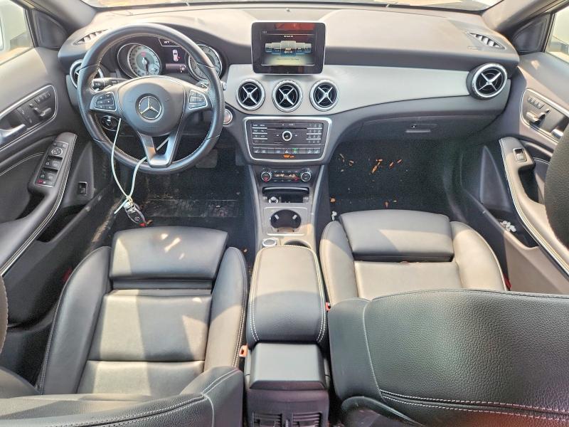61077726 :رقم المزاد ، WDCTG4GB8HJ304488 vin ، 2017 Mercedes-benz Gla مزاد بيع