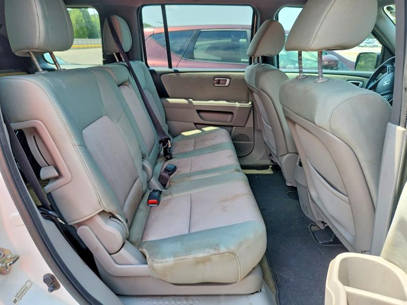 62515886 :رقم المزاد ، 5FNYF3H46FB029992 vin ، 2015 Honda Pilot مزاد بيع