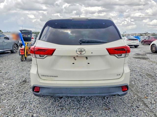 Продажа на аукционе авто 2019 Toyota Highlander, vin: 5TDZZRFHXKS328637, номер лота: 61287066