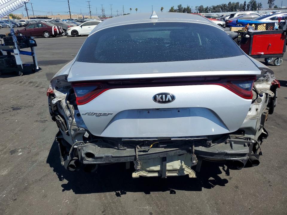 2018 Kia Stinger მანქანა იყიდება აუქციონზე, vin: KNAE15LA5J6012807, აუქციონის ნომერი: 60646296