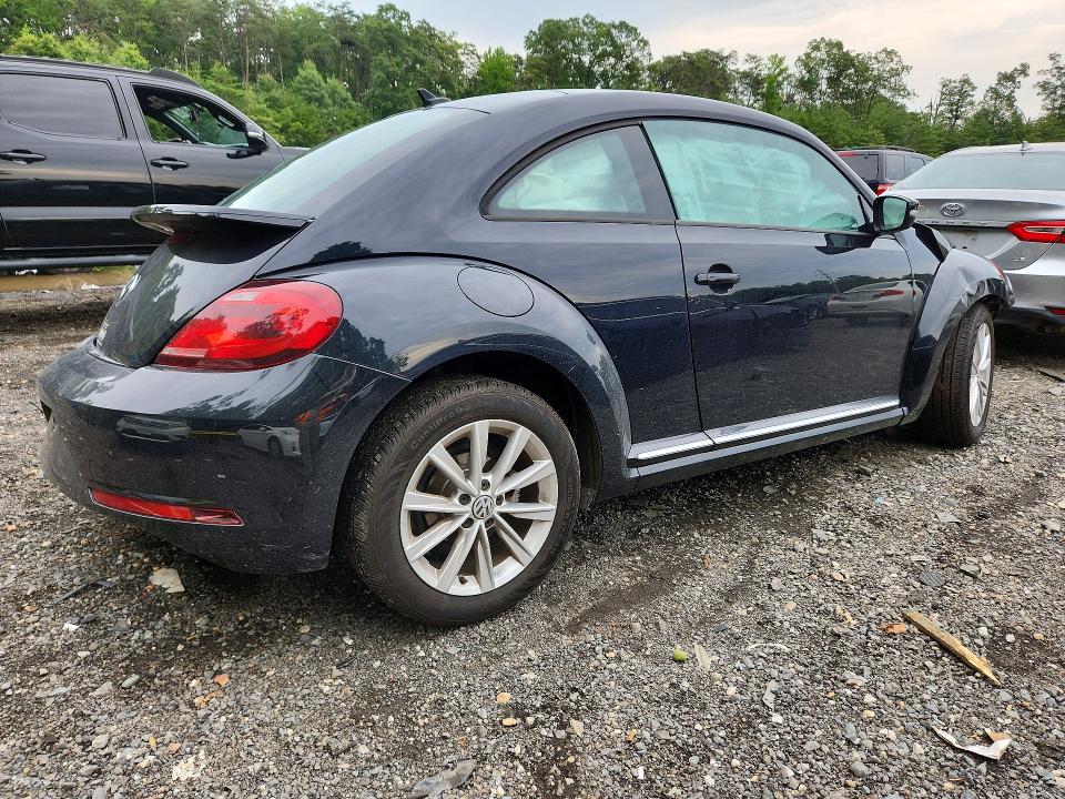 Aukcja sprzedaży 2018 Volkswagen Beetle, vin: 3VWFD7ATXJM714147, numer aukcji: 60074826