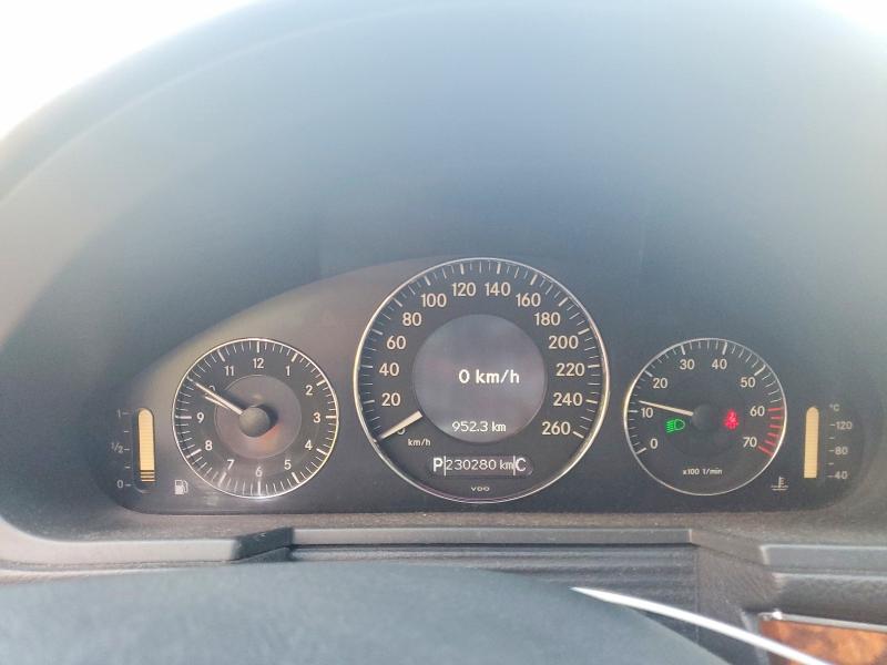 60365806 :رقم المزاد ، WDBUF65J25A664921 vin ، 2005 Mercedes-benz E مزاد بيع