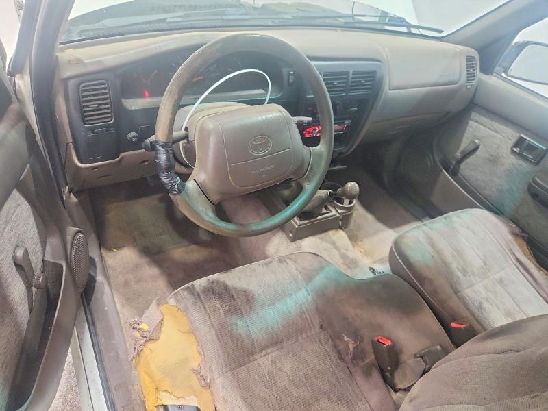 62850526 :رقم المزاد ، 4TAVL52N2WZ146385 vin ، 1998 Toyota Tacoma مزاد بيع