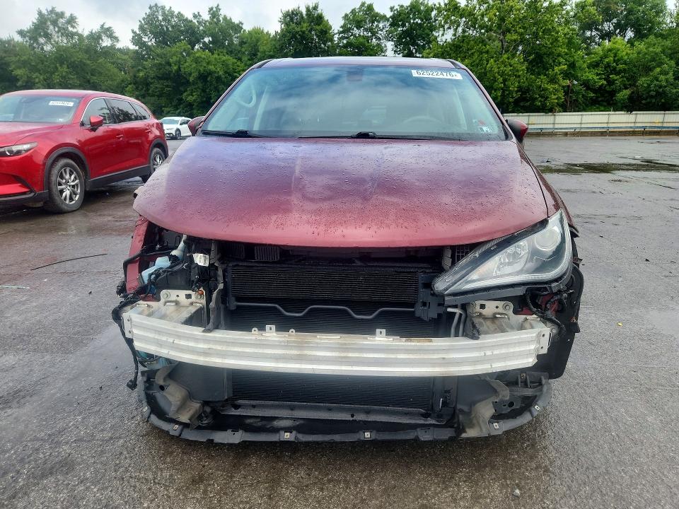 62522476 :رقم المزاد ، 2C4RC1BG7HR841328 vin ، 2017 Chrysler Pacifica مزاد بيع