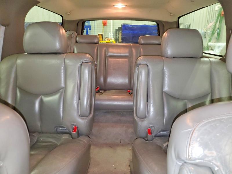60326176 :رقم المزاد ، 1GKFK66U45J190117 vin ، 2005 Gmc Yukon Xl مزاد بيع