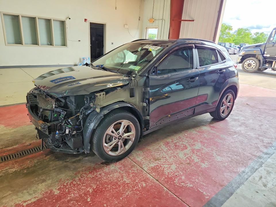 61871116 :رقم المزاد ، KM8K3CAB6NU857050 vin ، 2022 Hyundai Kona مزاد بيع