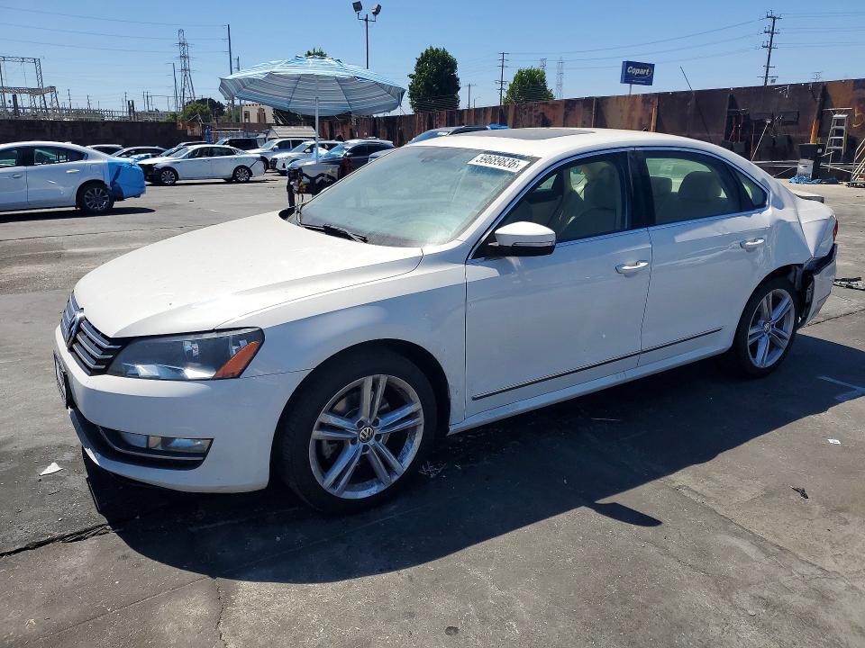 59689836 :رقم المزاد ، 1VWCS7A39FC080007 vin ، 2015 Volkswagen Passat مزاد بيع