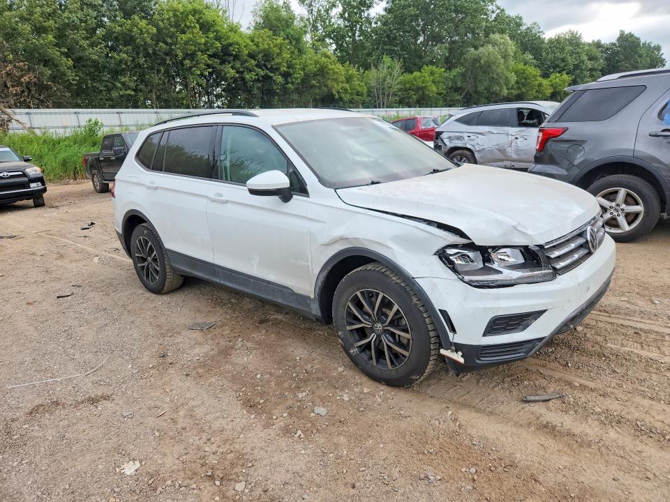Продажа на аукционе авто 2021 Volkswagen Tiguan, vin: 3VV1B7AX5MM043689, номер лота: 60759576