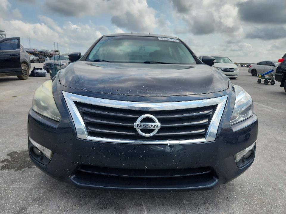 2015 Nissan Altima მანქანა იყიდება აუქციონზე, vin: 1N4AL3AP3FN348417, აუქციონის ნომერი: 63231376