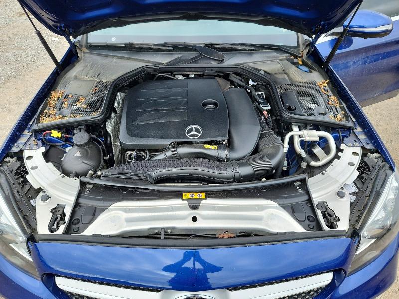 58809186 :رقم المزاد ، 55SWF8EBXLU325874 vin ، 2020 Mercedes-benz C مزاد بيع