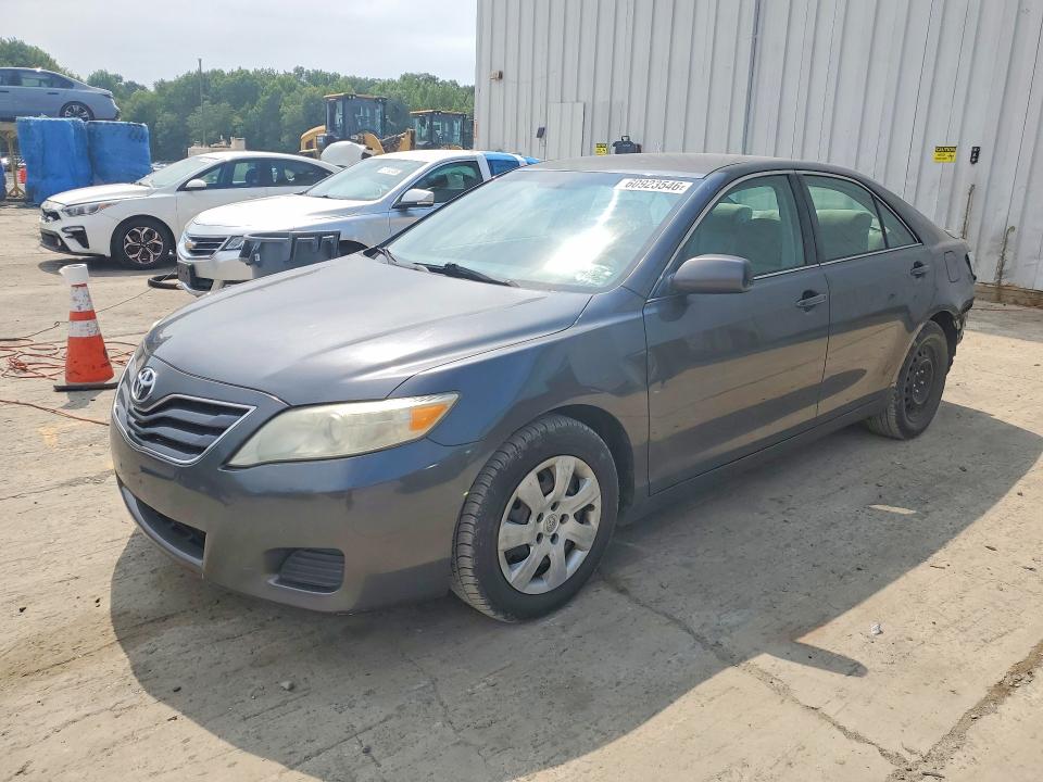 60923546 :رقم المزاد ، 4T1BF3EK2BU730454 vin ، 2011 Toyota Camry مزاد بيع