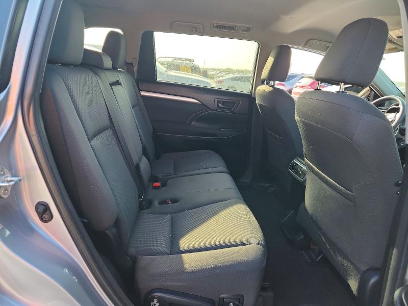 Продаж на аукціоні авто 2016 Toyota Highlander, vin: 5TDZARFH9GS023158, номер лоту: 63174206