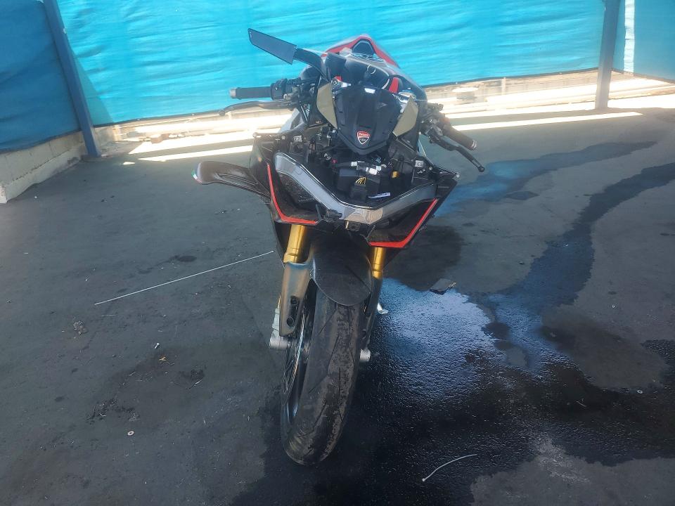 2023 Ducati Panigale მანქანა იყიდება აუქციონზე, vin: ZDMDAGWW1PB003950, აუქციონის ნომერი: 62957346