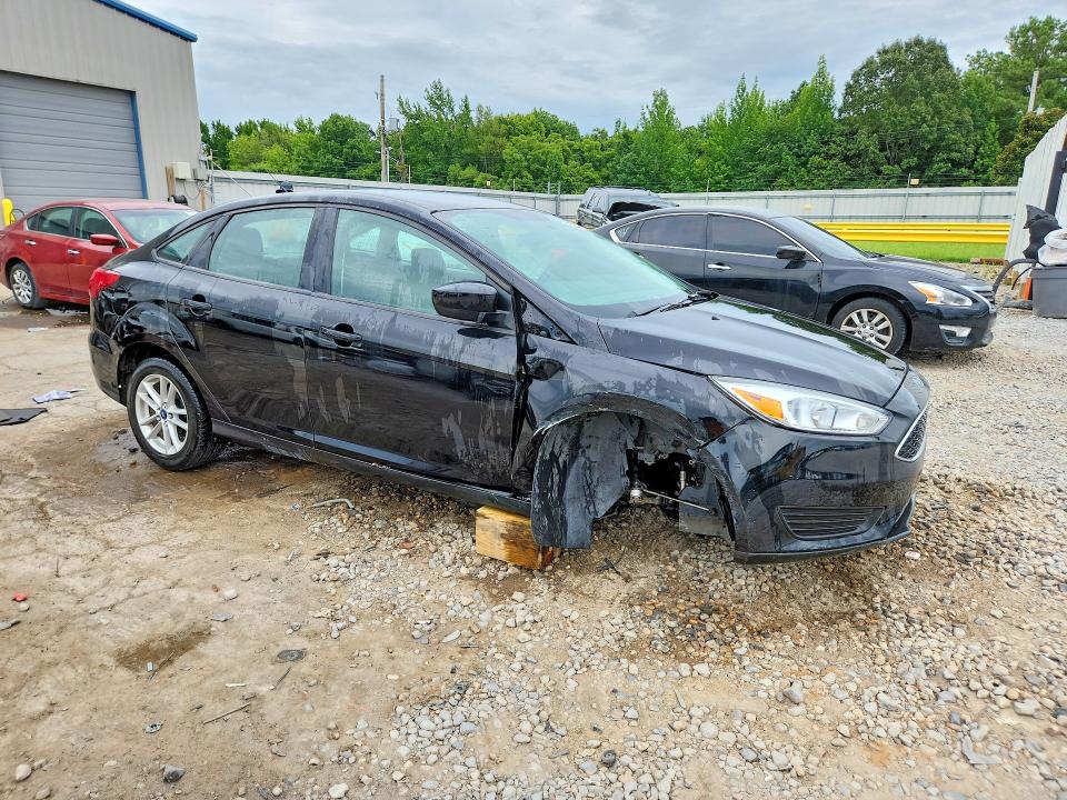 Продаж на аукціоні авто 2018 Ford Focus, vin: 1FADP3F21JL212340, номер лоту: 62221036