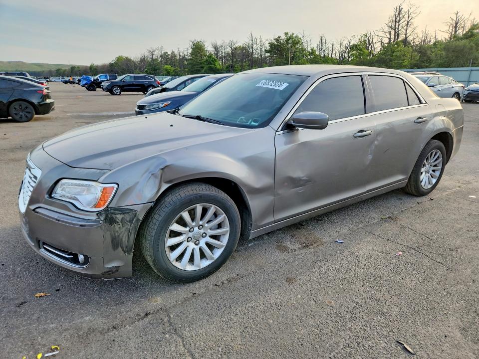 Auction sale of the 2014 Chrysler 300, vin: 2C3CCAAG4EH269423, lot number: 60632936