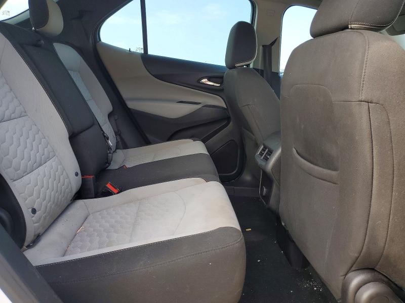 63102546 :رقم المزاد ، 2GNAXHEV7J6235272 vin ، 2018 Chevrolet Equinox مزاد بيع