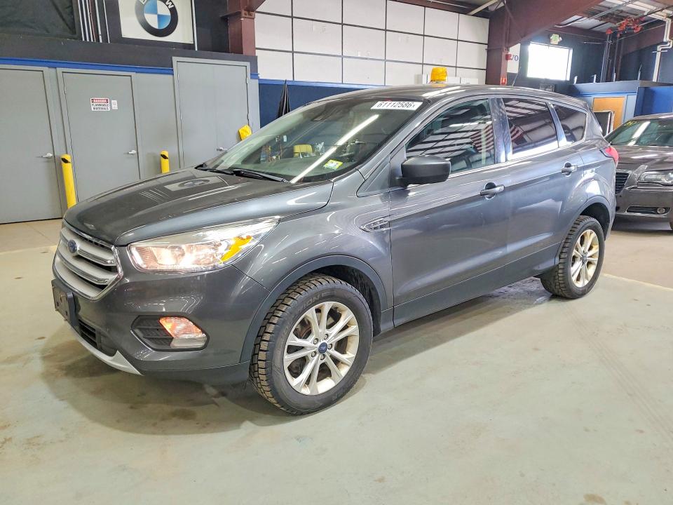 2019 Ford Escape მანქანა იყიდება აუქციონზე, vin: 1FMCU9GD0KUC05761, აუქციონის ნომერი: 61112586