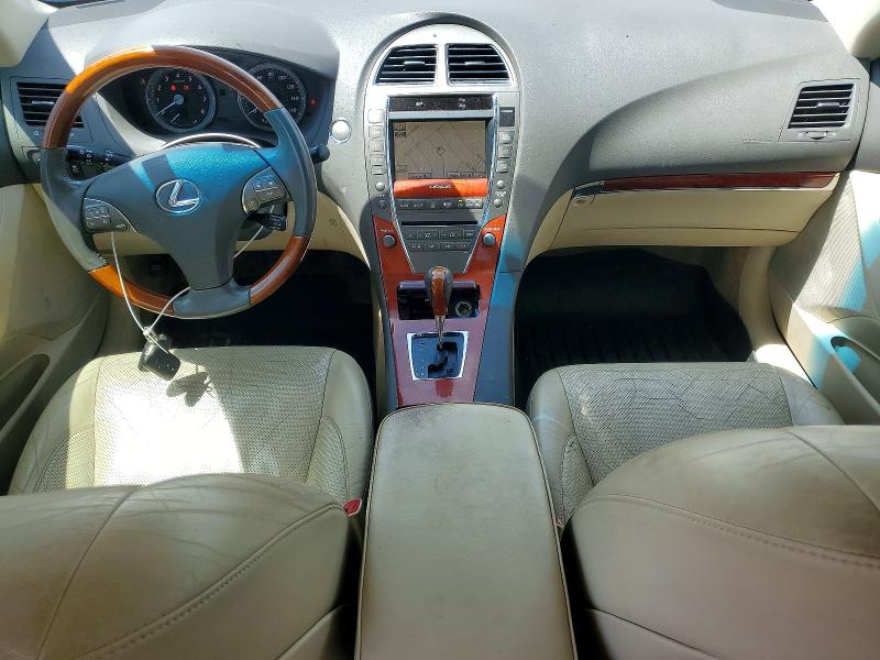 60187556 :رقم المزاد ، JTHBK1EG1B2441639 vin ، 2011 Lexus Es مزاد بيع