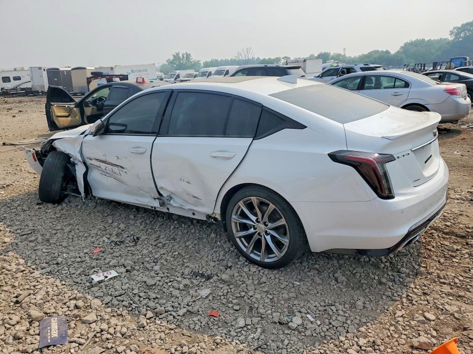 61046826 :رقم المزاد ، 1G6DU5RKXN0128103 vin ، 2022 Cadillac Ct5 مزاد بيع