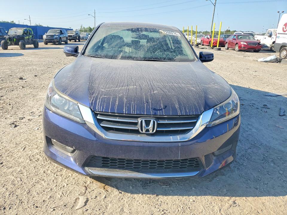 Продажа на аукционе авто 2014 Honda Accord, vin: 1HGCR2F83EA038059, номер лота: 62260216