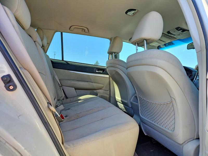 62904886 :رقم المزاد ، 4S4BRBCC0C3209513 vin ، 2012 Subaru Outback مزاد بيع