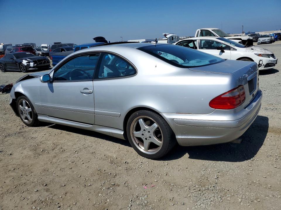 Продажа на аукционе авто 2002 Mercedes-benz Clk, vin: WDBLJ70G02F199193, номер лота: 62445916