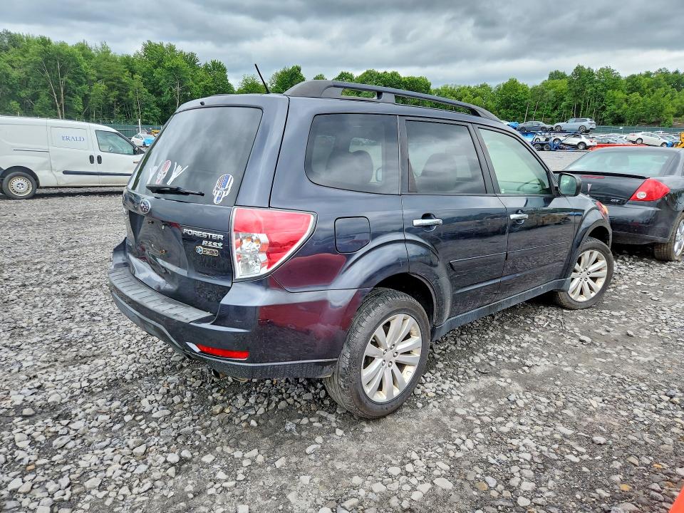 2013 Subaru Forester მანქანა იყიდება აუქციონზე, vin: JF2SHADC2DH439060, აუქციონის ნომერი: 58900536