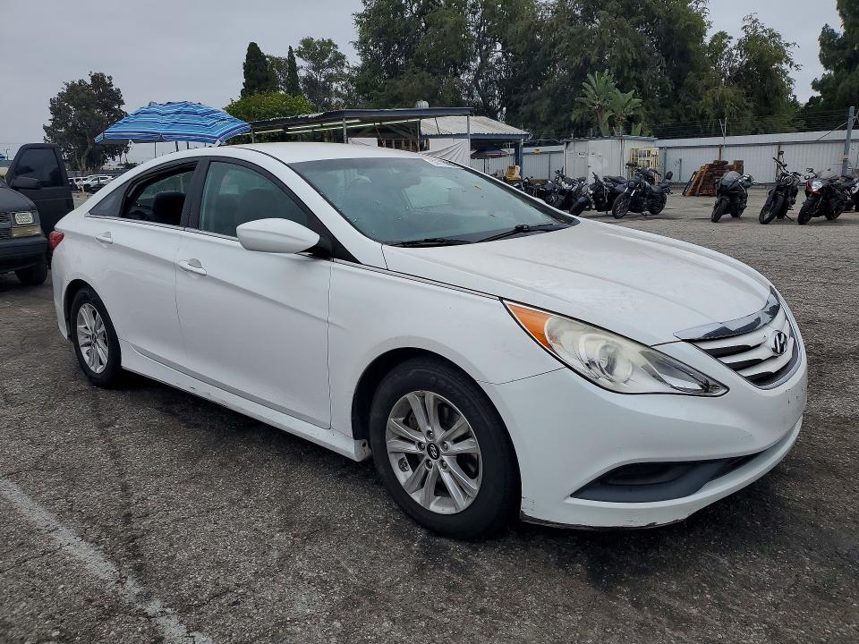 59710866 :رقم المزاد ، 5NPEB4AC6EH822330 vin ، 2014 Hyundai Sonata مزاد بيع