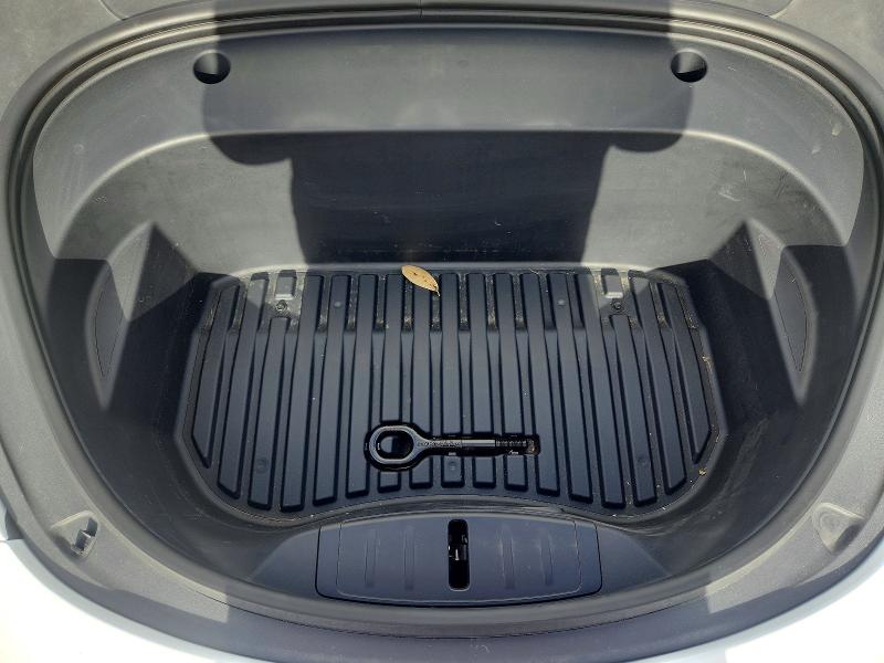 Продажа на аукционе авто 2023 Tesla Model 3, vin: 5YJ3E1EB1PF677763, номер лота: 62509566