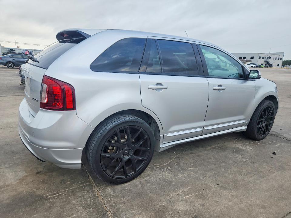 61303896 :رقم المزاد ، 2FMDK3AK2DBB00789 vin ، 2013 Ford Edge مزاد بيع