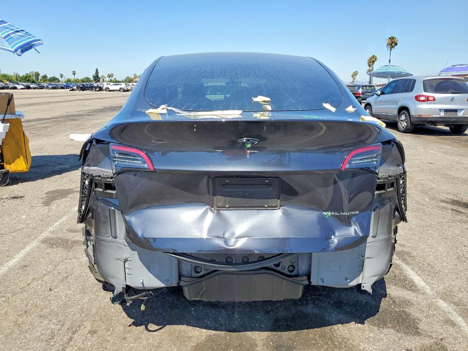 Продаж на аукціоні авто 2024 Tesla Model Y, vin: 7SAYGDEE5RF151198, номер лоту: 60206536