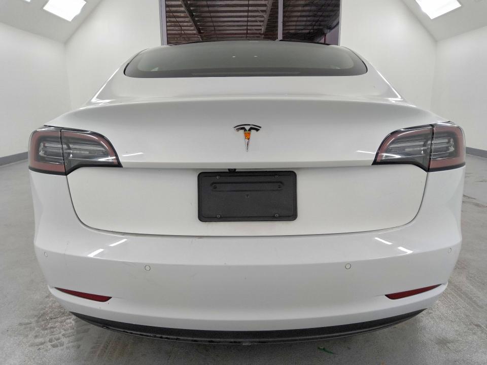 60268086 :رقم المزاد ، 5YJ3E1EA6NF191406 vin ، 2022 Tesla Model 3 مزاد بيع