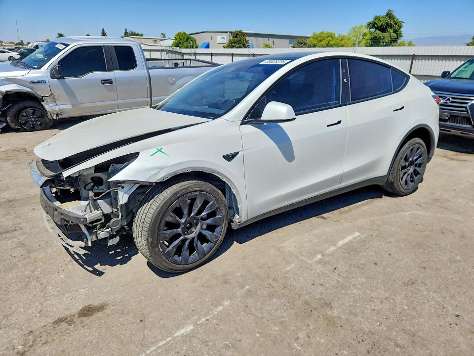 Продажа на аукционе авто 2024 Tesla Model Y, vin: 7SAYGAEE5RF041279, номер лота: 59628236