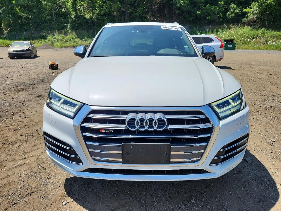 60990546 :رقم المزاد ، WA1B4AFY3K2026898 vin ، 2019 Audi Sq5 مزاد بيع