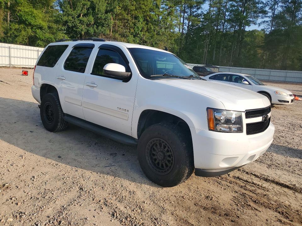 2011 Chevrolet Tahoe მანქანა იყიდება აუქციონზე, vin: 1GNSKBE04BR143031, აუქციონის ნომერი: 59552136