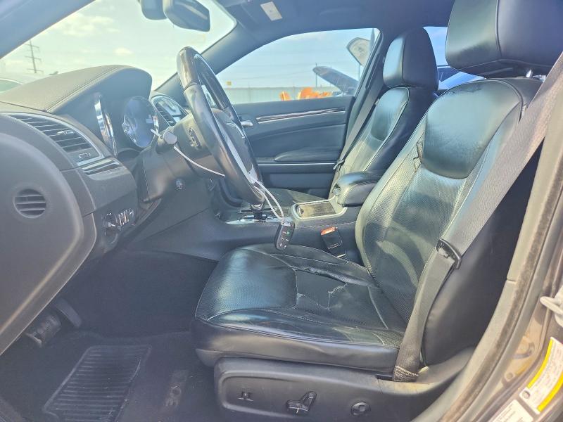 61864746 :رقم المزاد ، 2C3CCAEGXEH183768 vin ، 2014 Chrysler 300c مزاد بيع