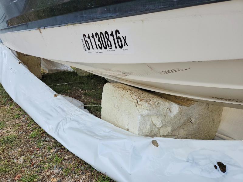 61130816 :رقم المزاد ، FGBV0686B313 vin ، 2013 Chaparral Boat مزاد بيع